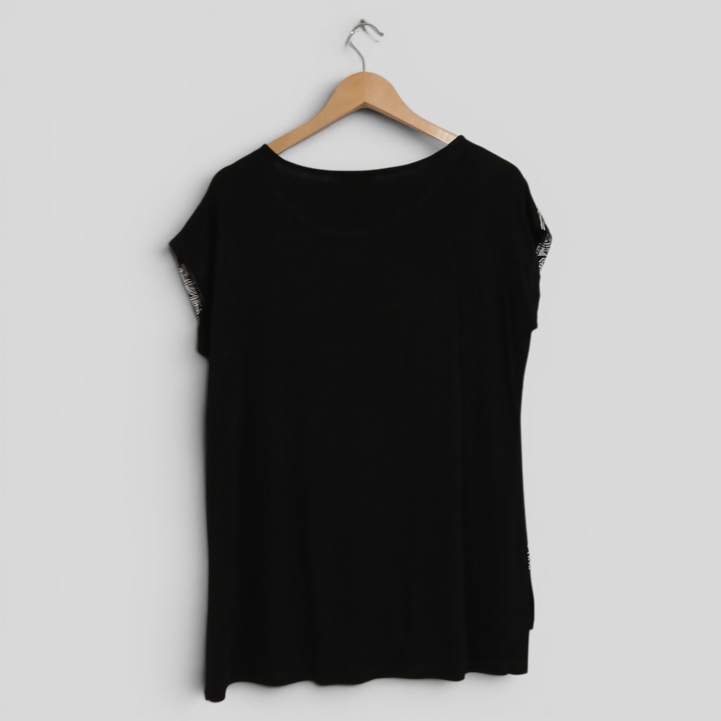(12) Millers | Black White Paisley Blouse