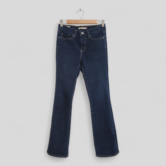 (27) Levis | Shaping Boot Cut Jeans