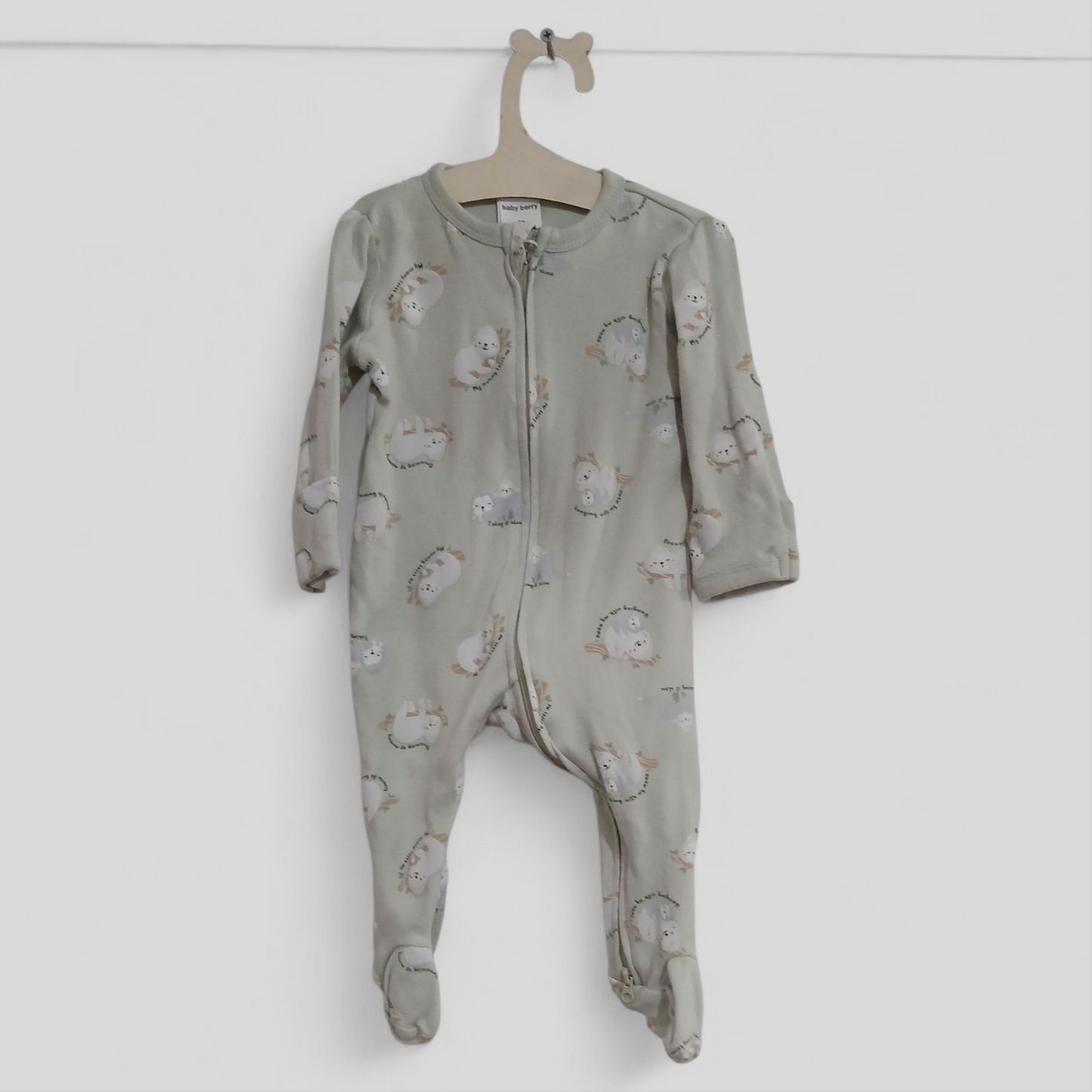 (00JNR) Baby Berry | Sloth Onesie