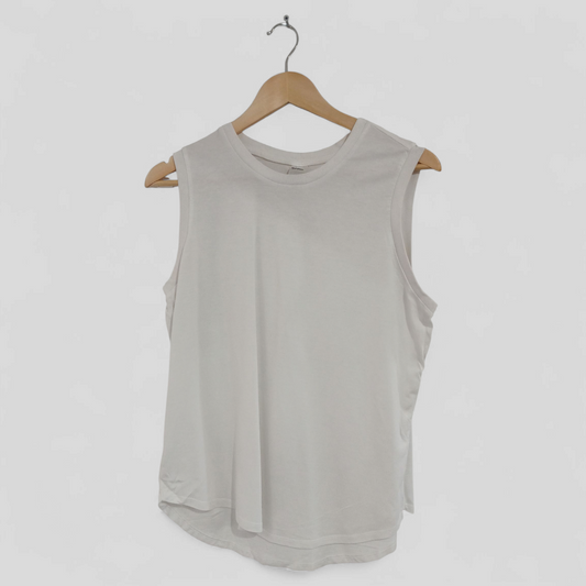 (16) Anko | White Tank