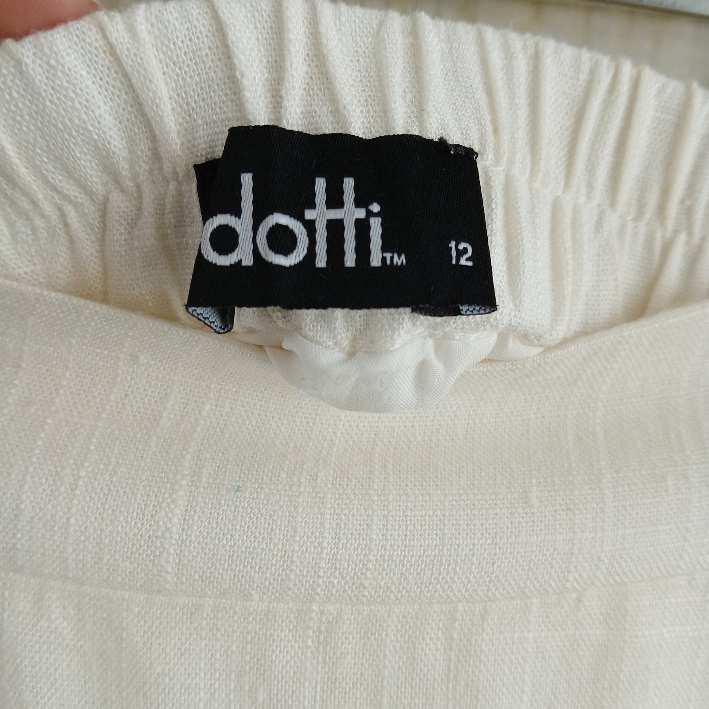 (12) Dotti Natural White Viscose/Linen Blend Skirt