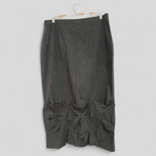 (14) Simone Turpin | Skirt