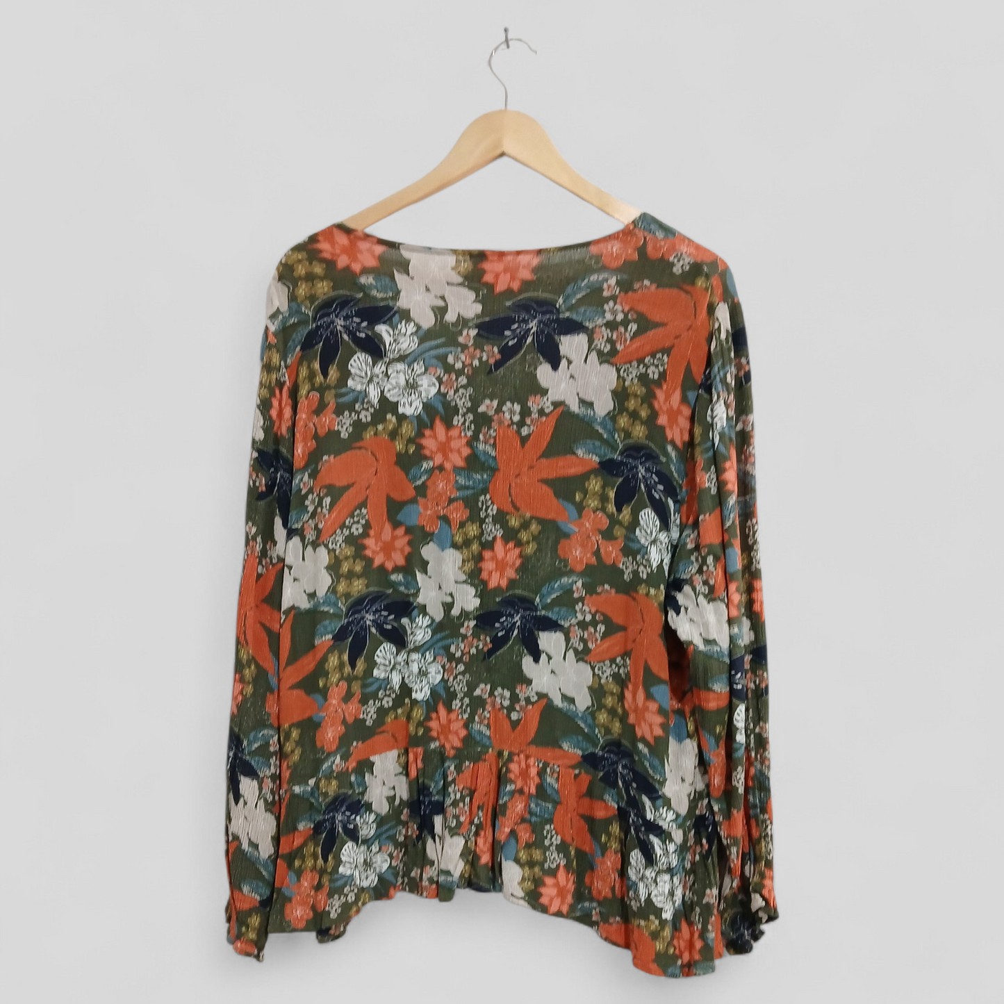 (2XL) Rivers | Floral Blouse