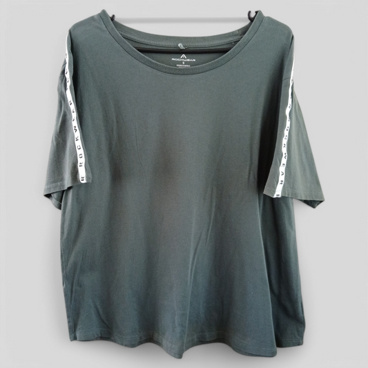 (16) Rockwear | Green Tee