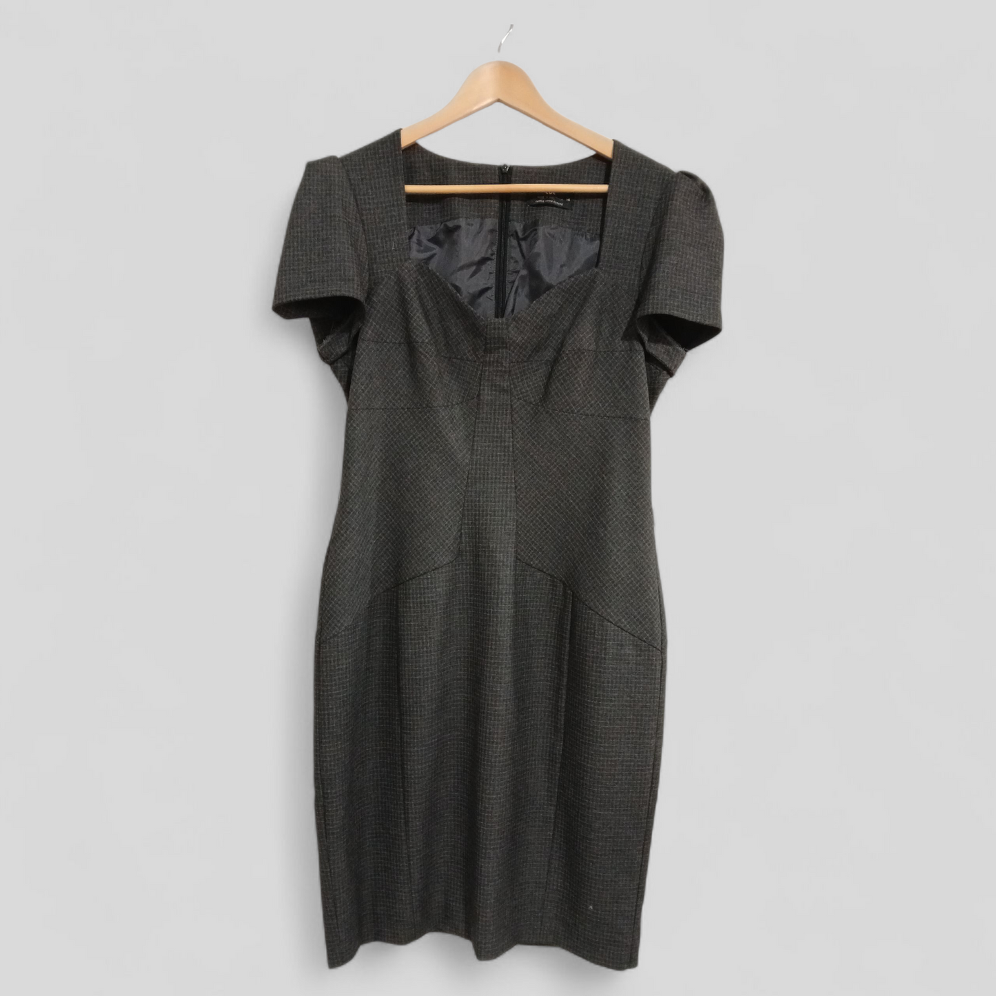 (14) Cue | Grey Dress W Belt
