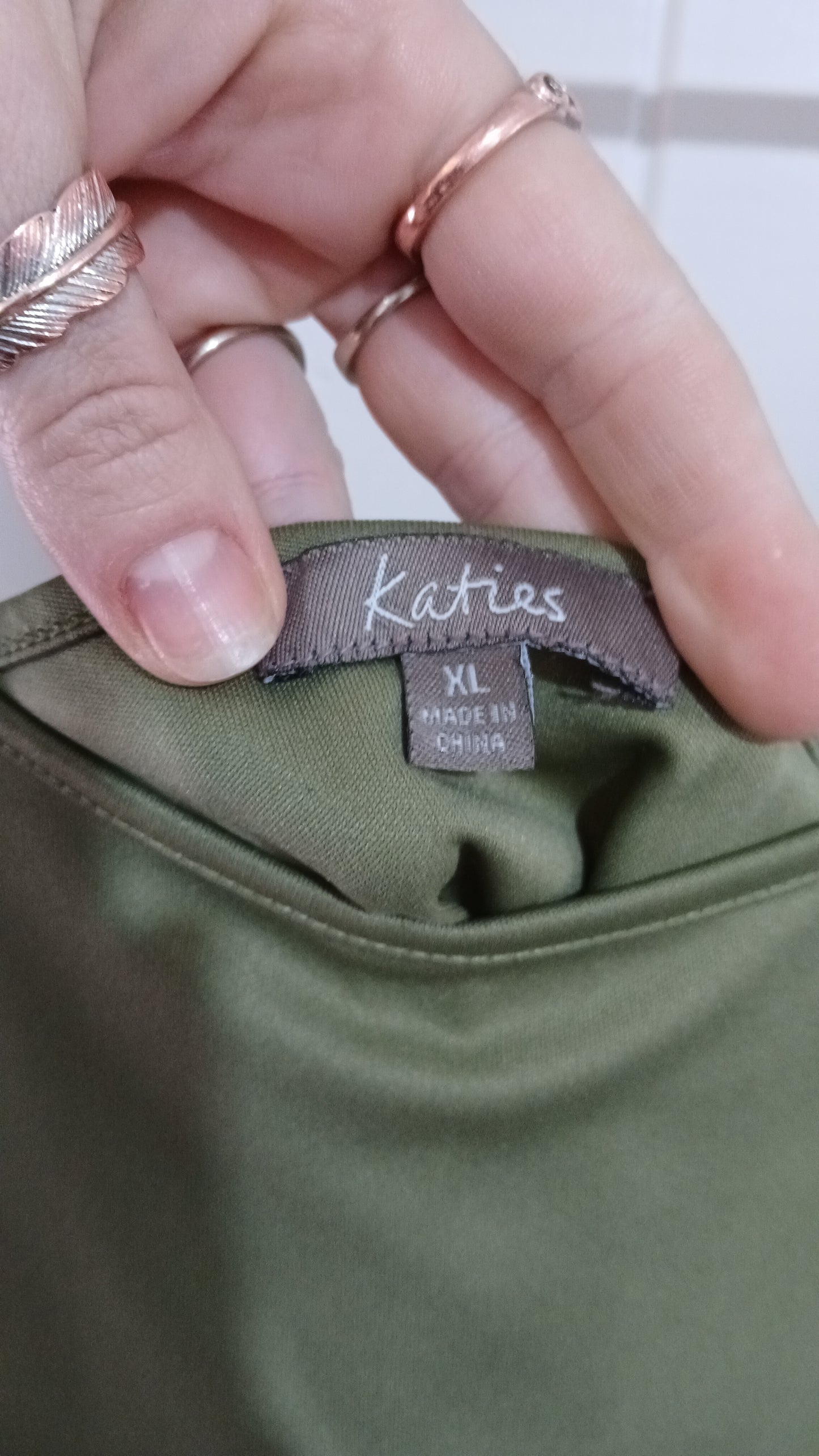 (XL) Katies | Green Singlet