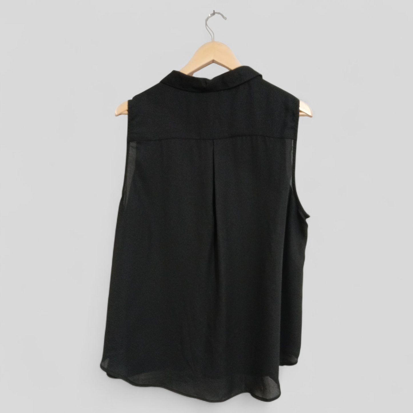 (20) BNWT | Preview | Black Blouse
