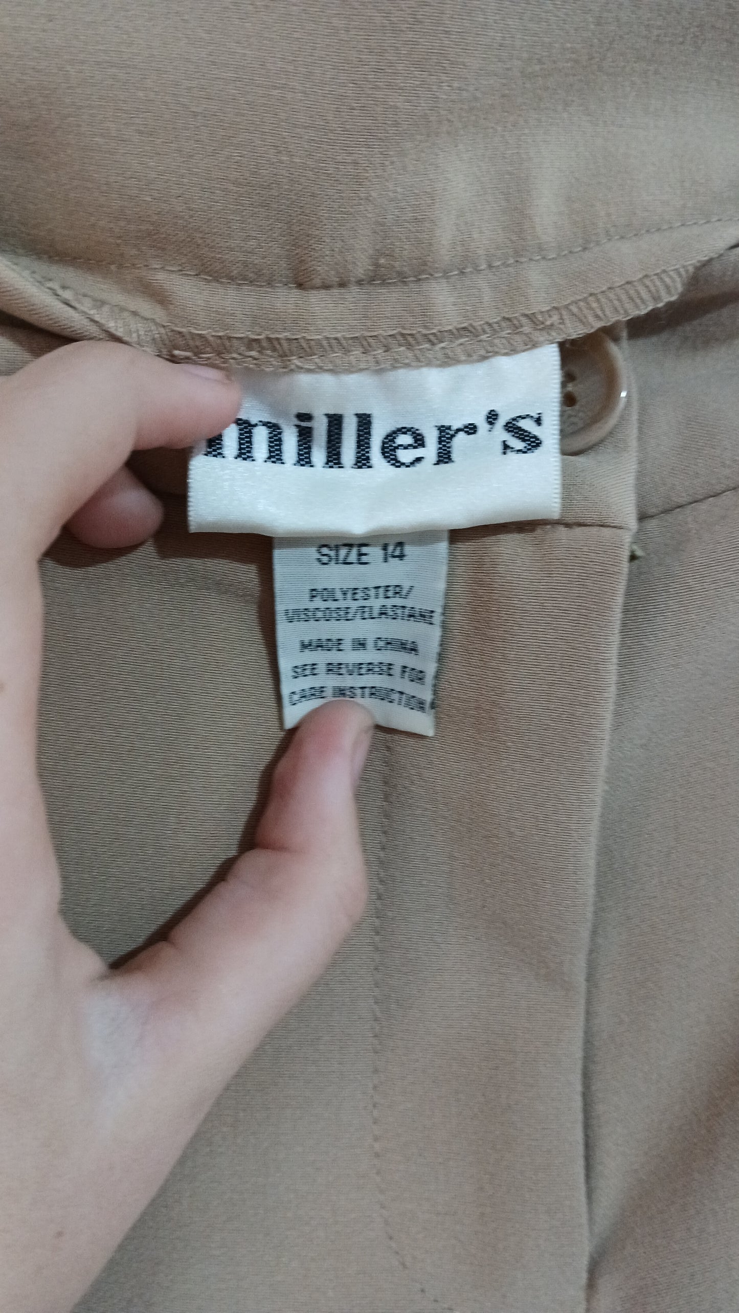 (14) Millers | Cream Capris