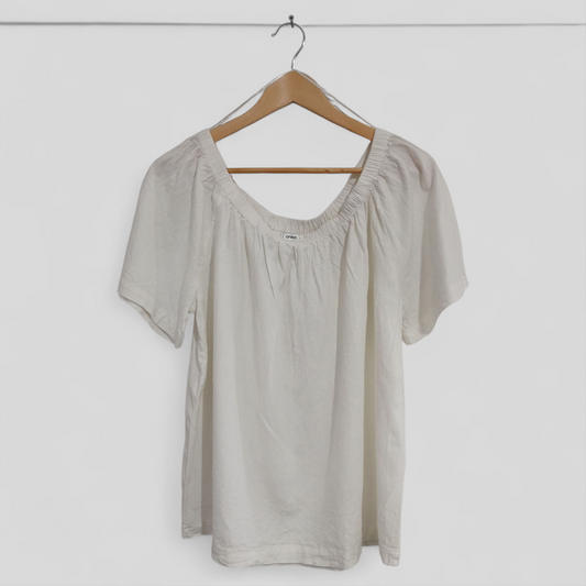 (10) Anko | White Blouse