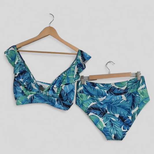 (XL) BNWT | Blue Leaf Bikinis