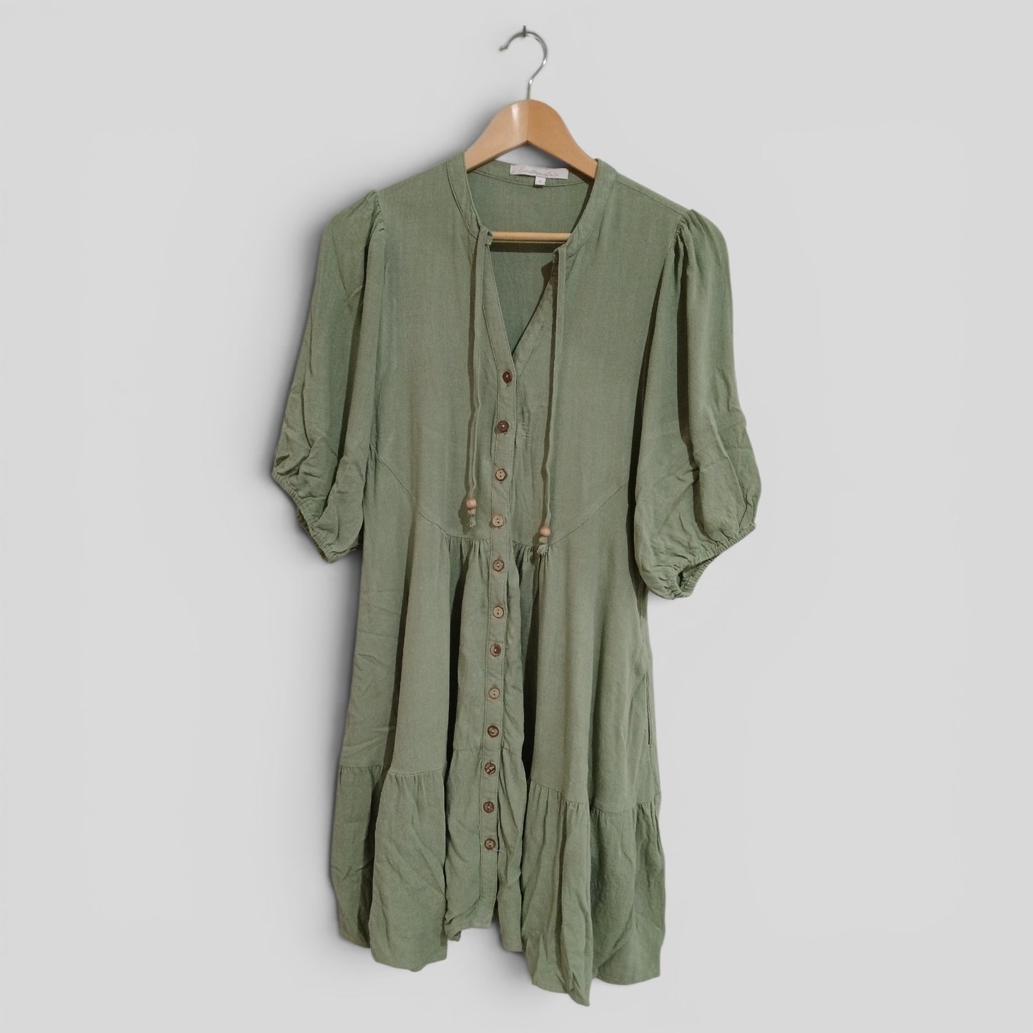 (M) Intruder | Green Dress