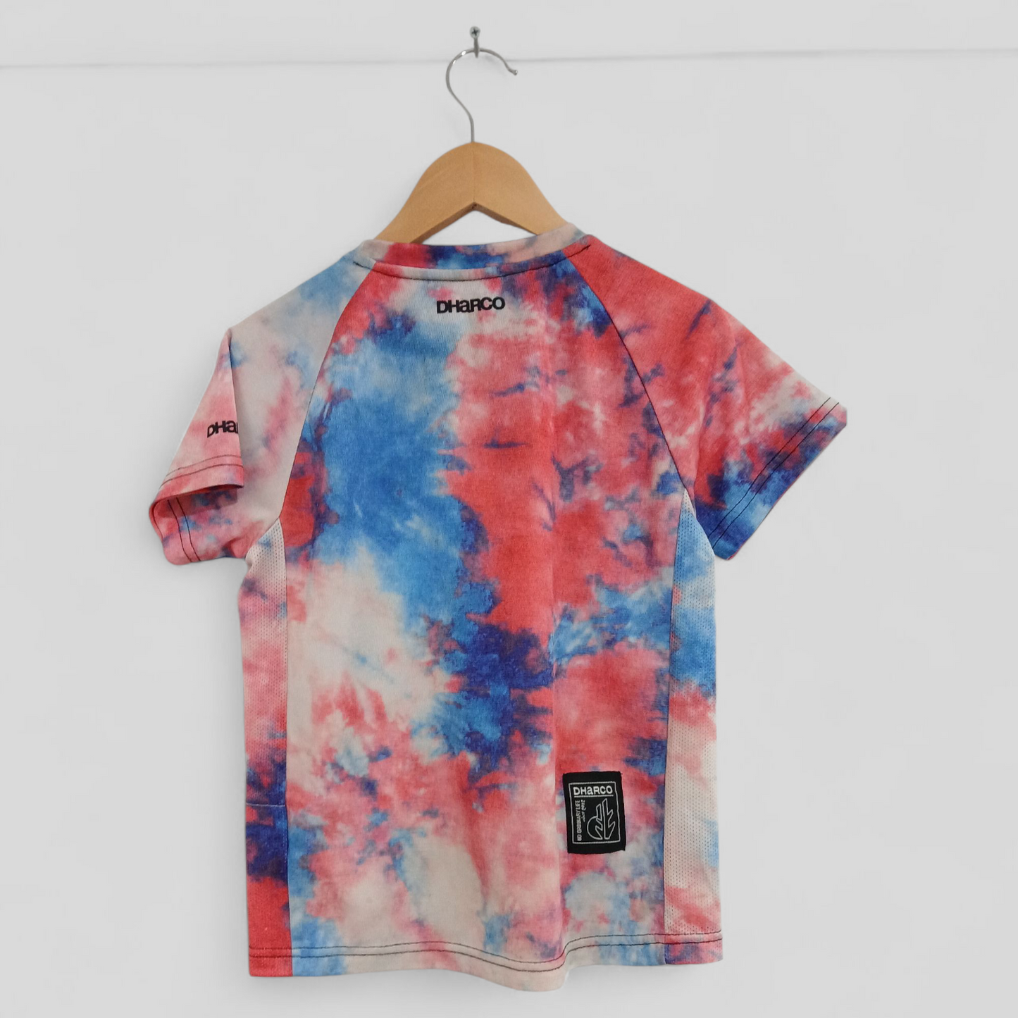 (8JNR) DHARCO | Blue/Pink Tee