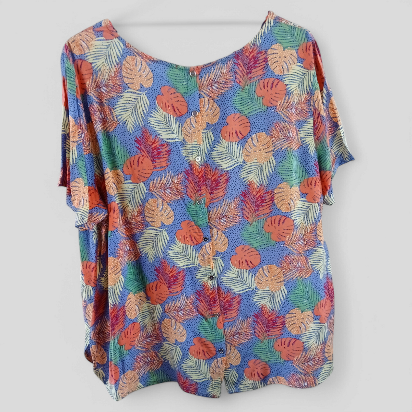 (20) Rockmans | Tropical Button Back Blouse