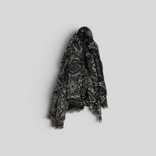 Scarf | BW Aztec