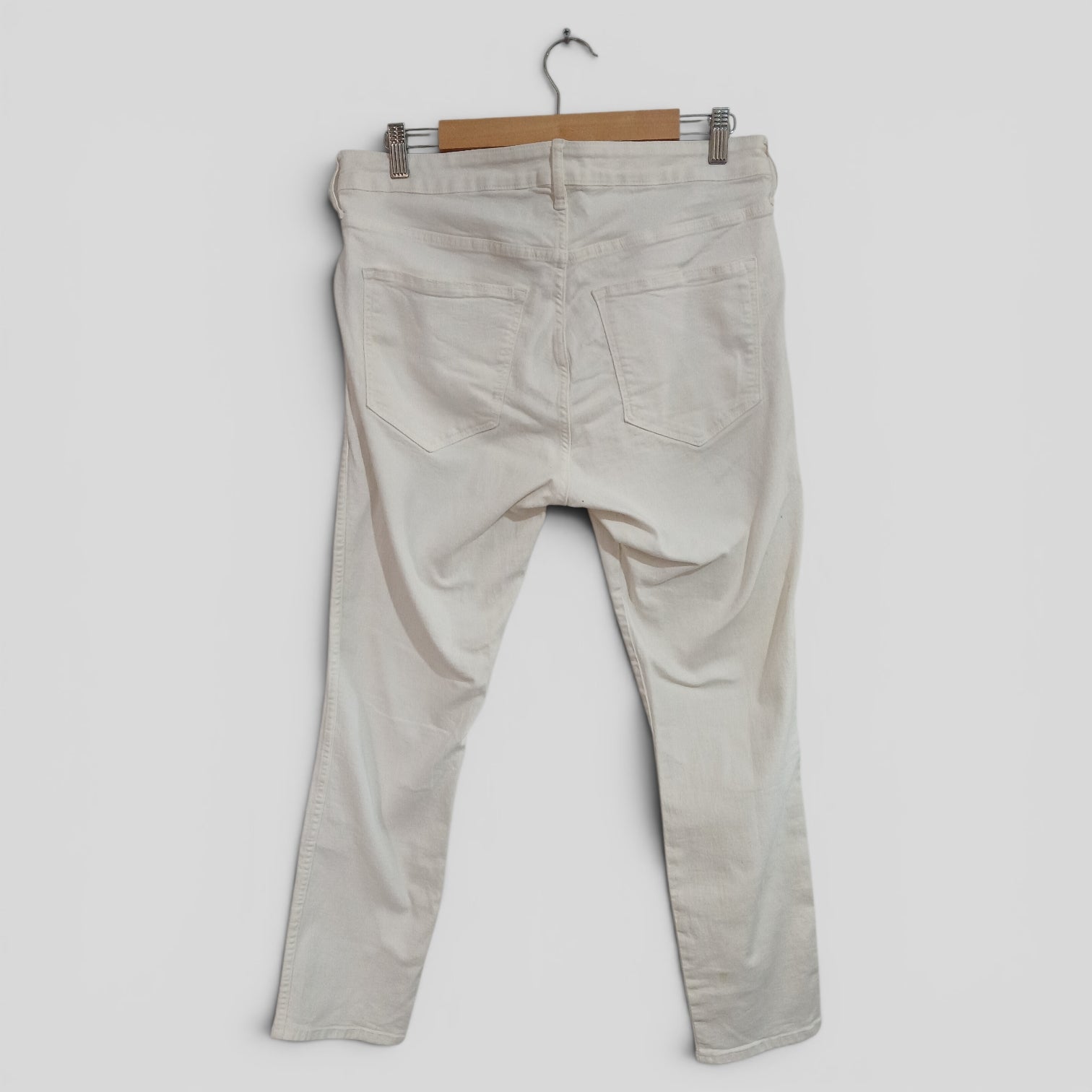 Image of (34/16) White Skinny Jeans