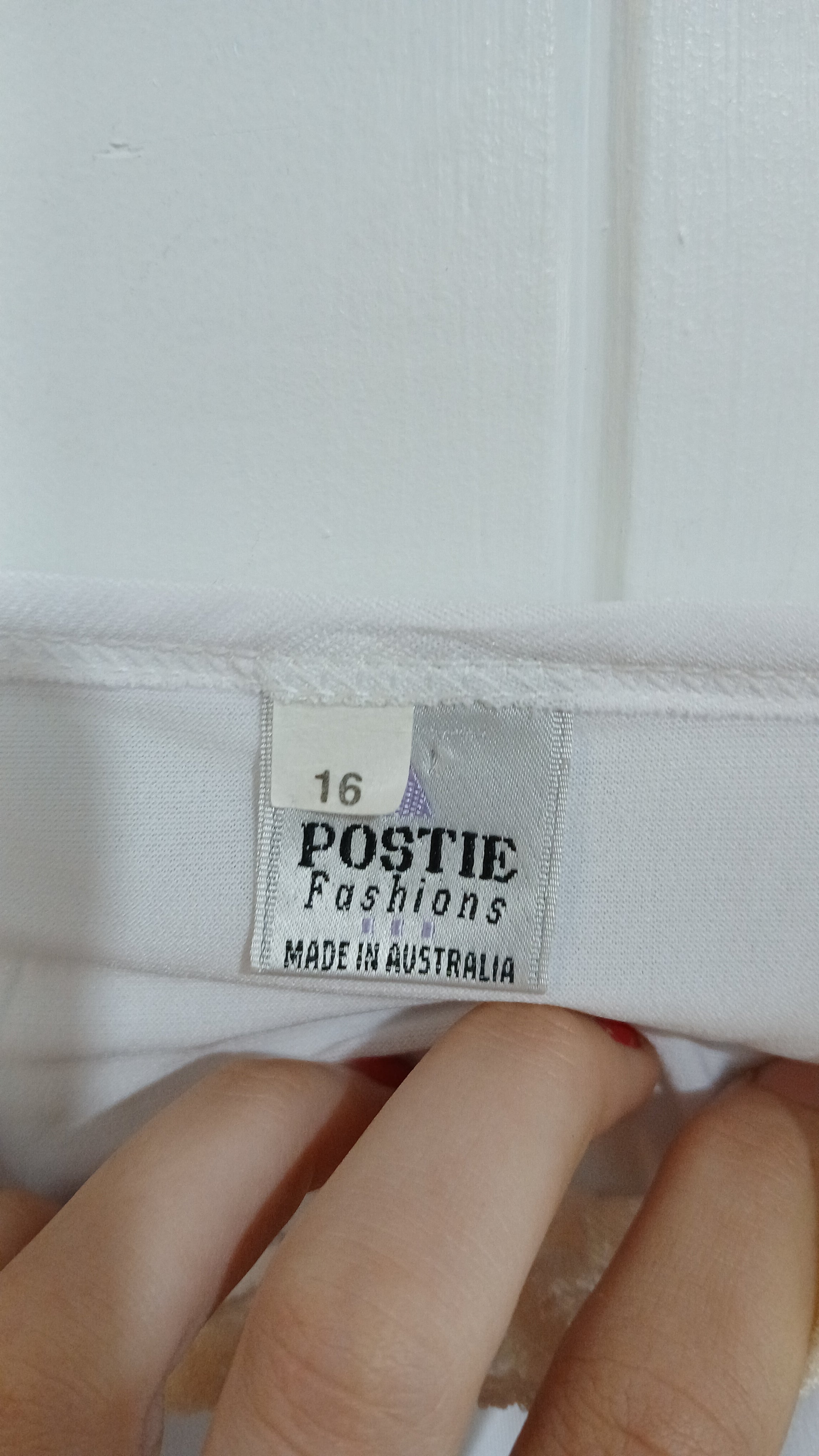 Image of (16) Postie | White Singlet