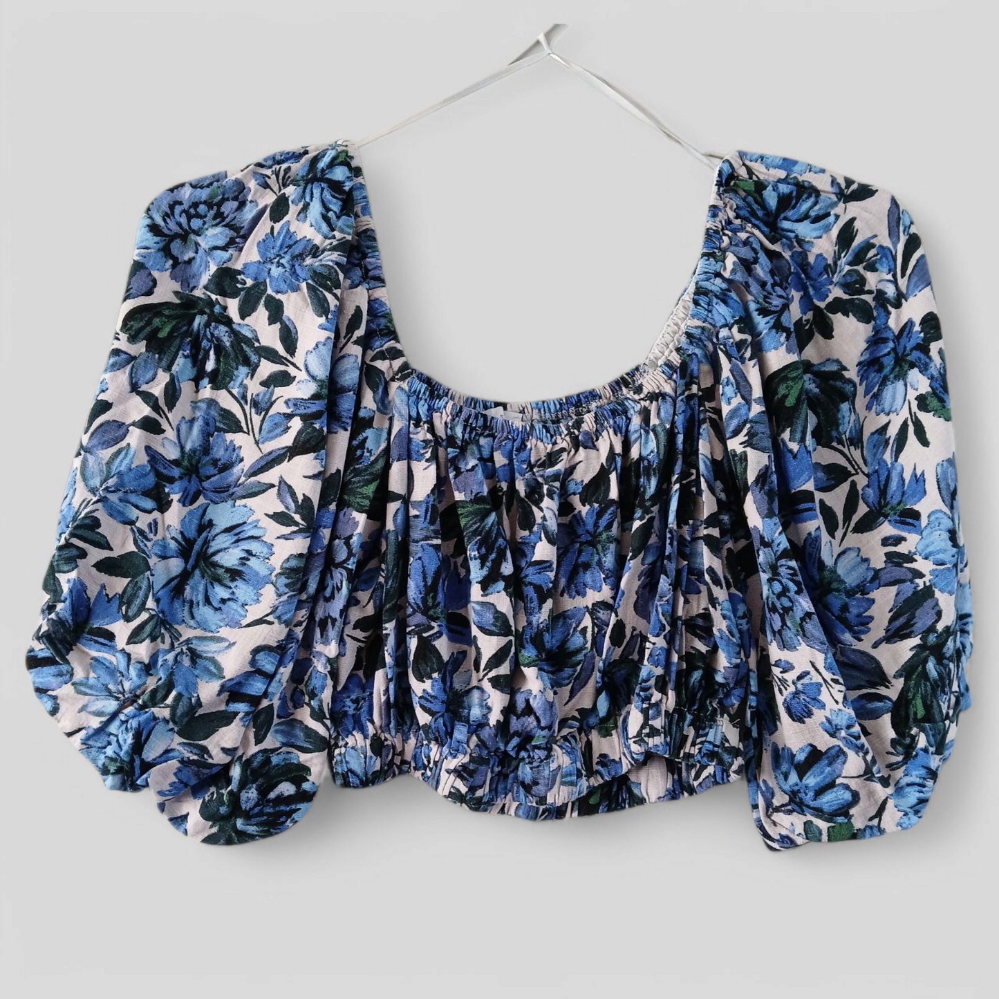 (12) White Closet | Crop