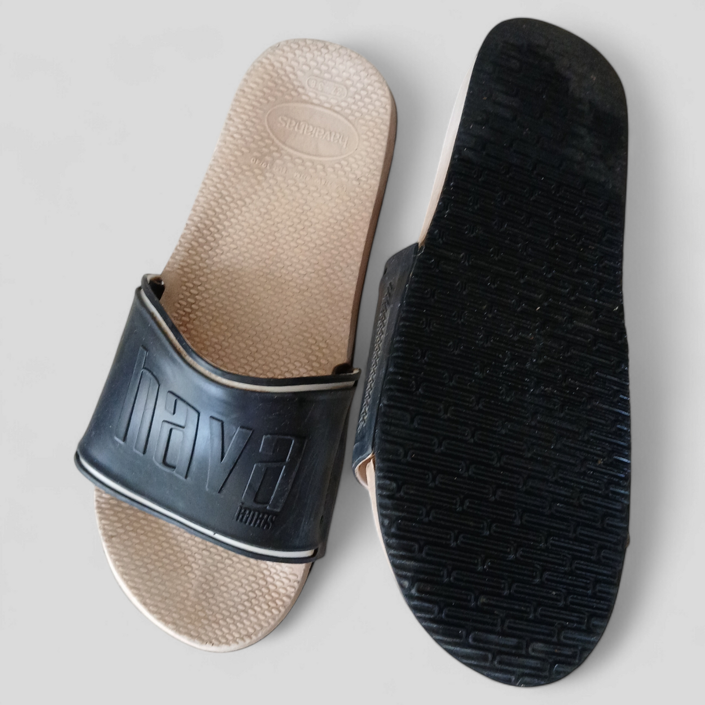 (37-38) Havaianas Slides