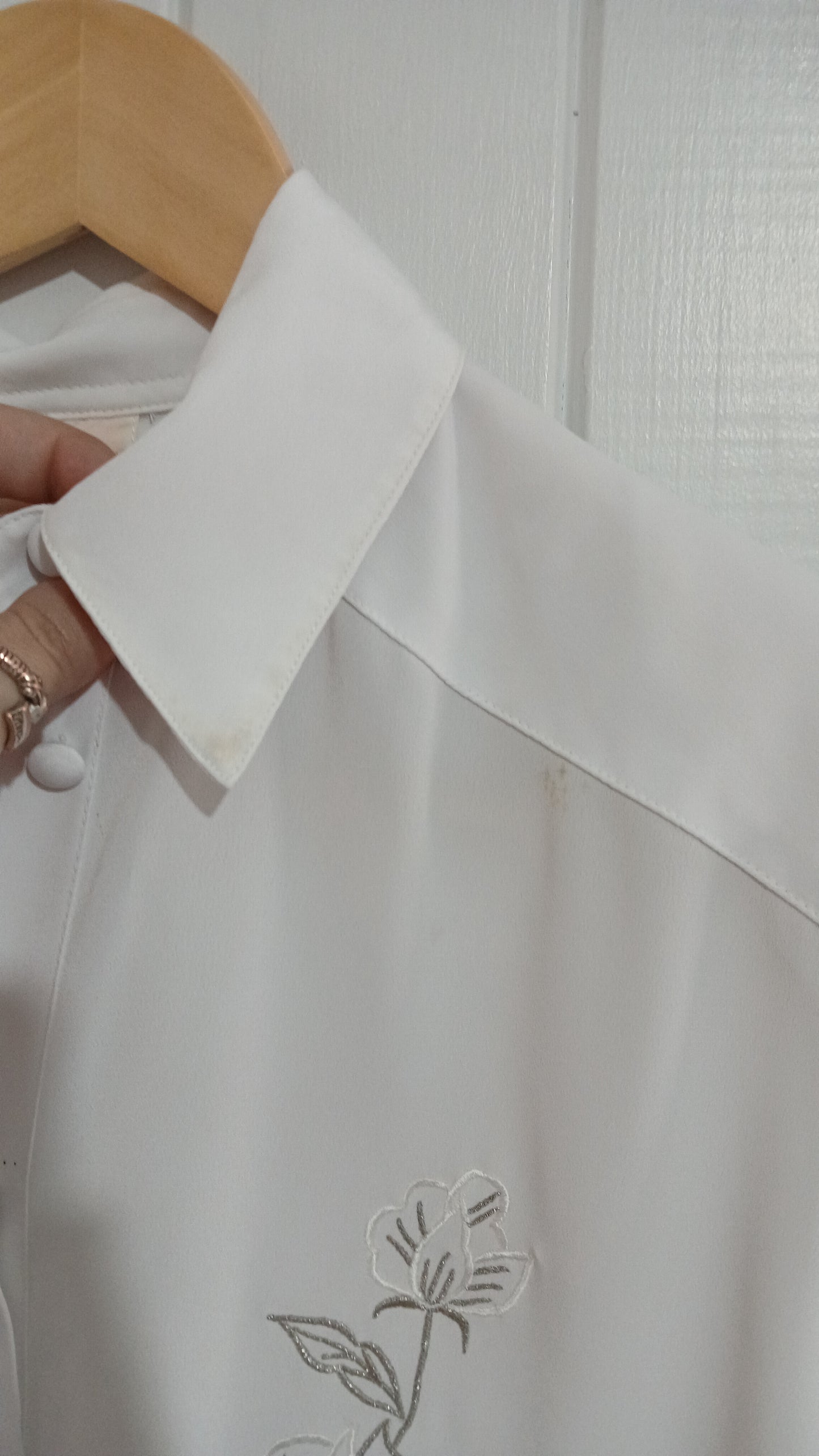 (12) Robert Lin International | White Blouse