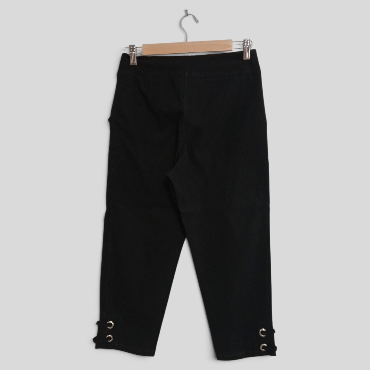 (10) CC Collection | Black Capris