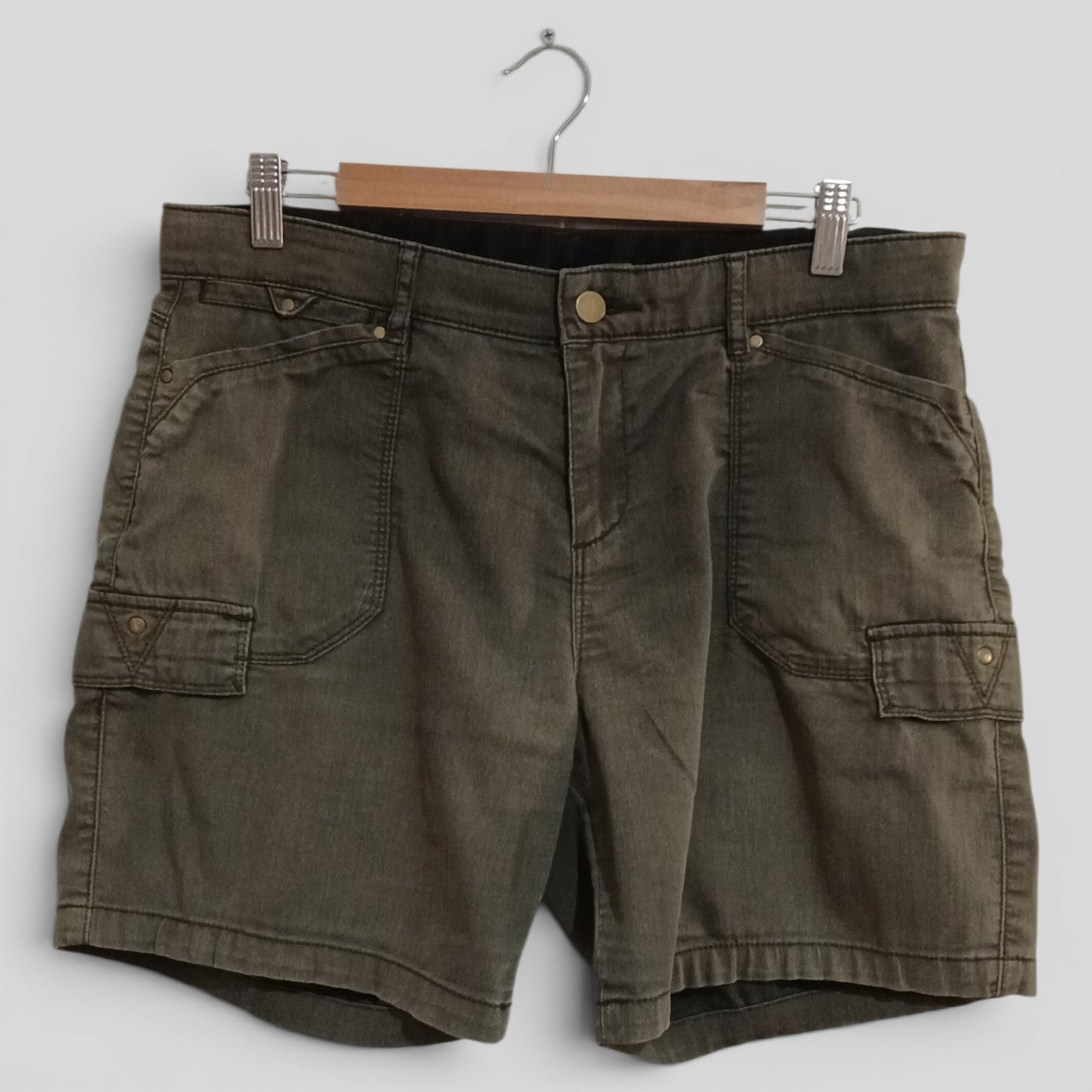 (12) Rockmans | Green Shorts