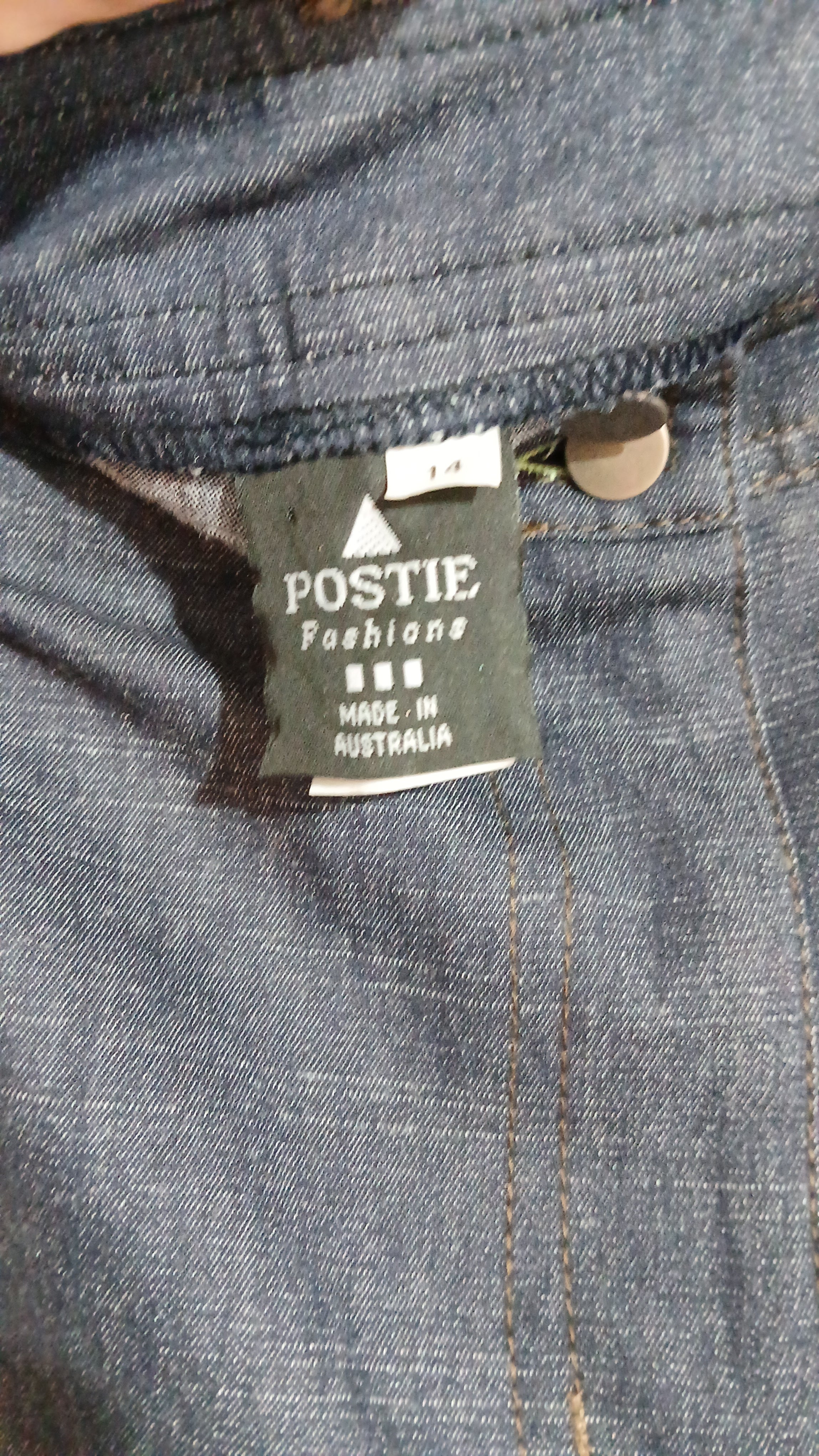 Image of (14) Postie | Jeans