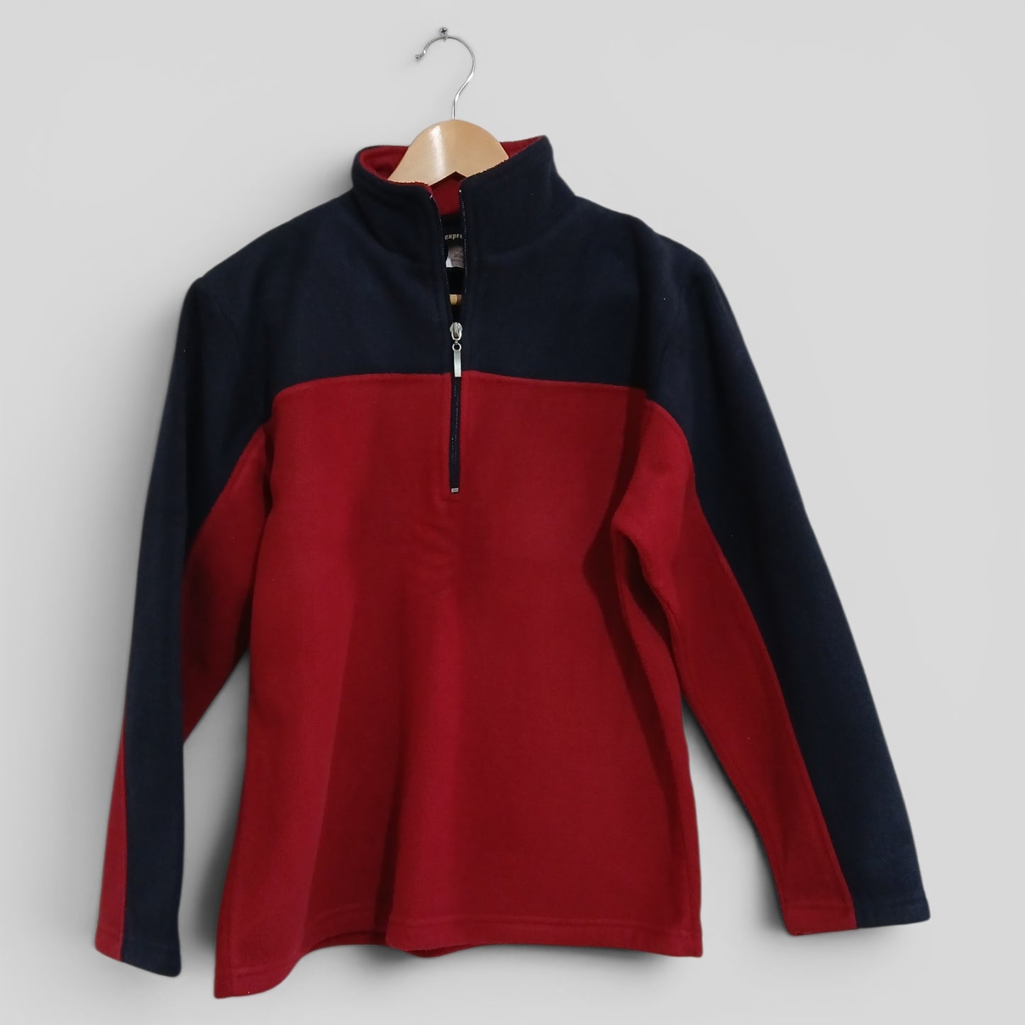 (12) Expressions | Red/ Navy Jumper