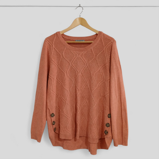 (XL) Katies | Jumper w Button Detail