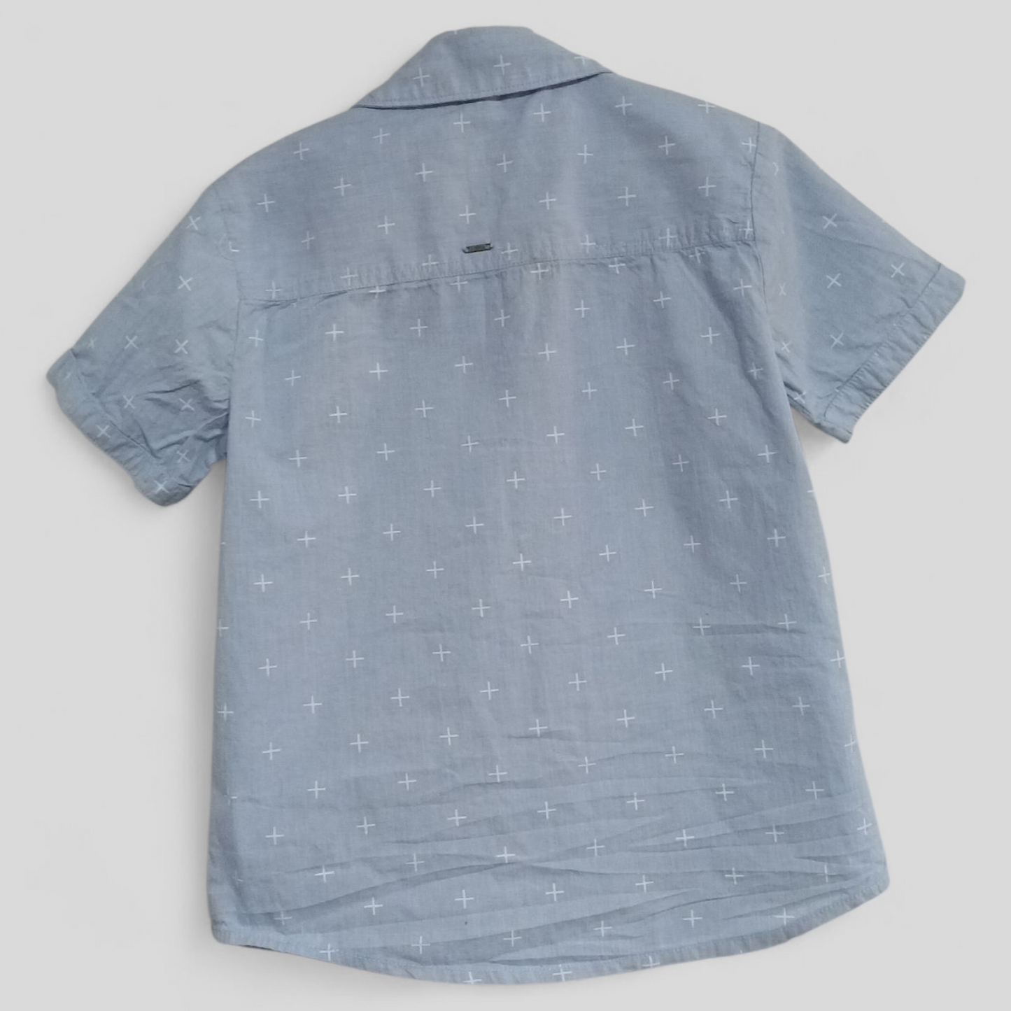 (8JNR) BauHaus | Button Up