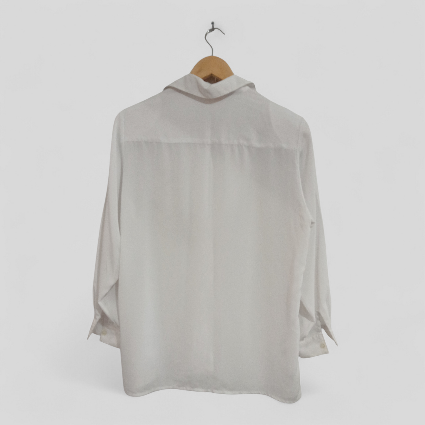 (12) Robert Lin International | White Blouse