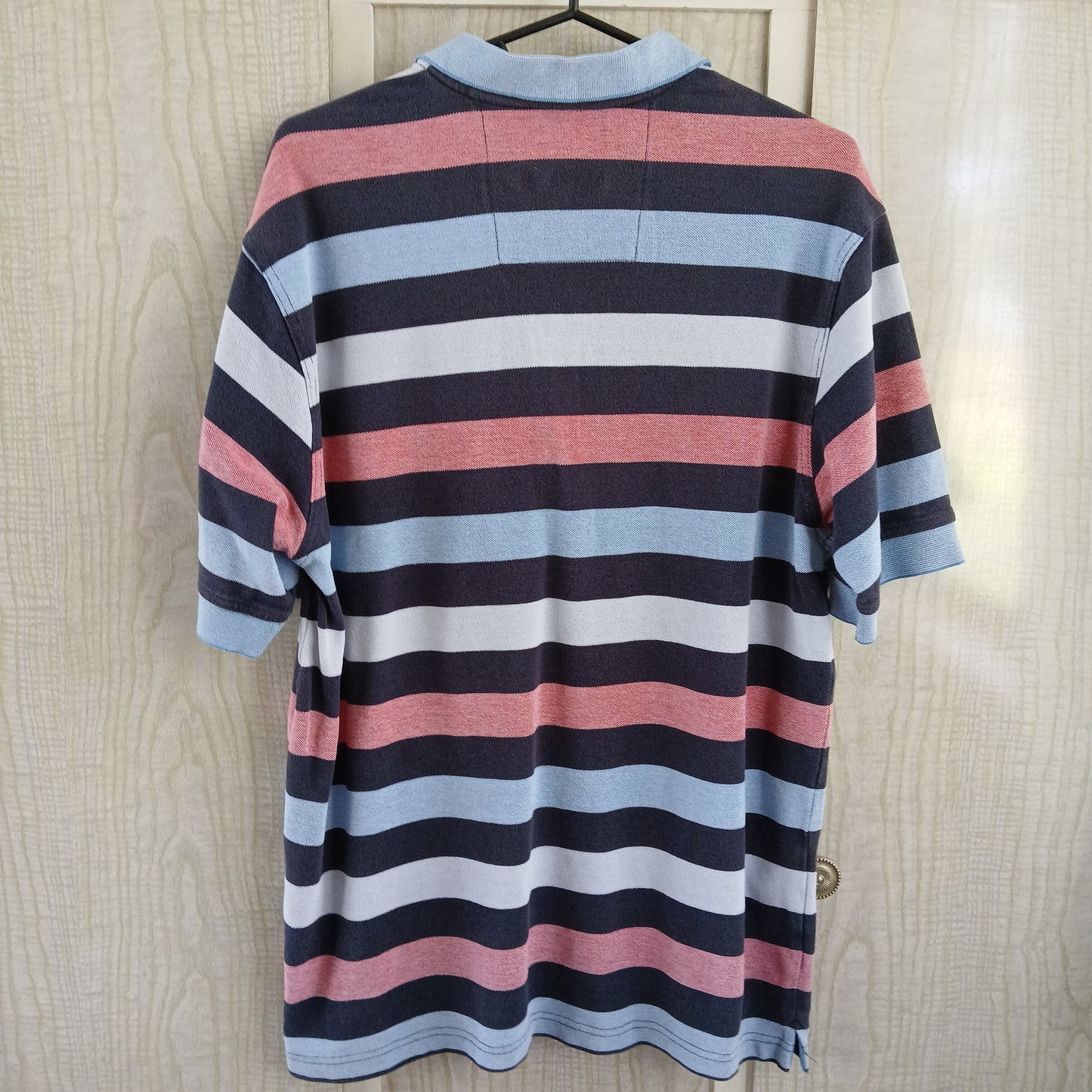 (M) Breakaway Striped Polo