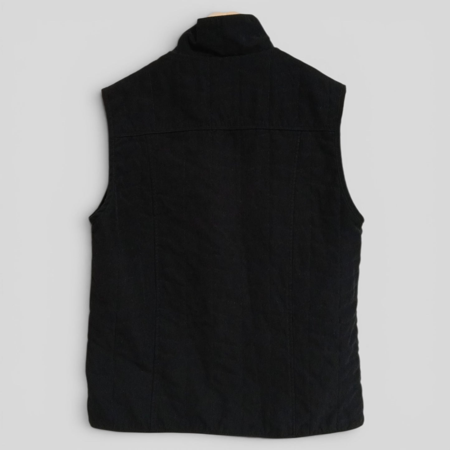 (10) Black Pepper | Vest