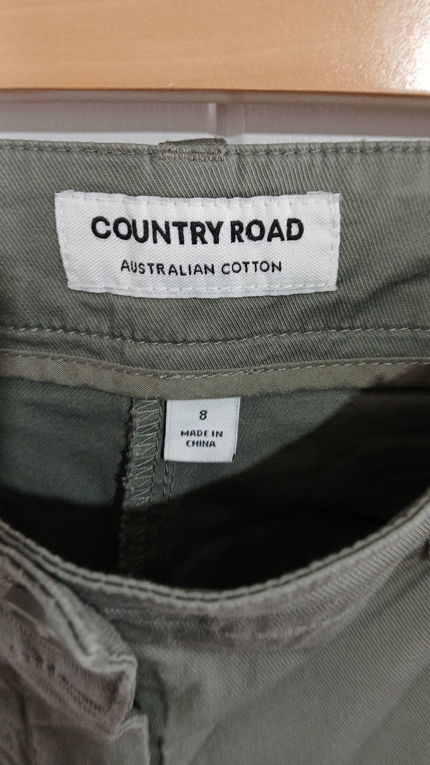 (8) Country Road | Green Pants