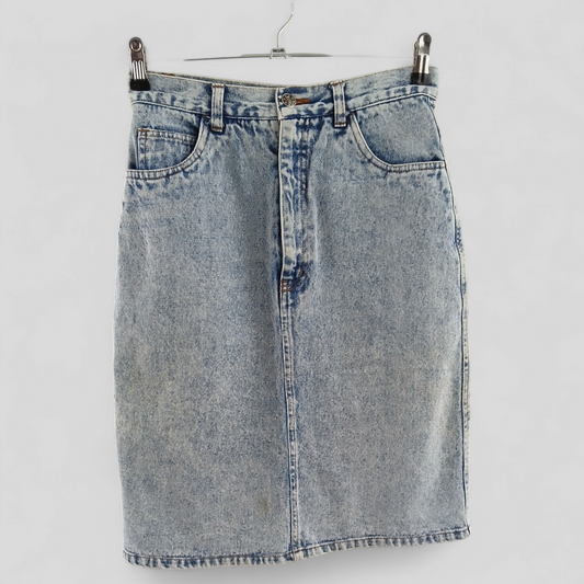 (8) Denim Skirt