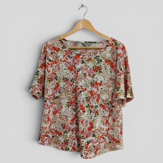 (L) Suzannegrae | Floral Blouse