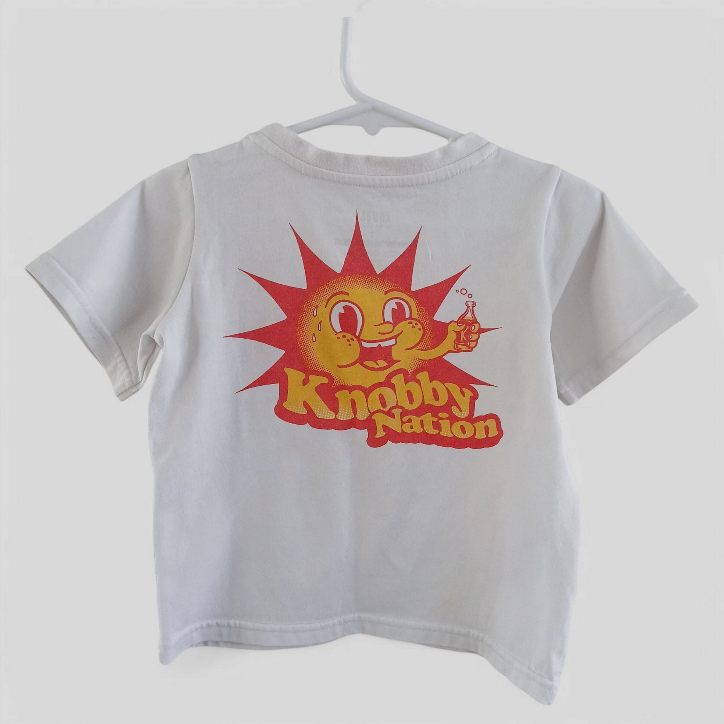 (2) Knobby | Tee