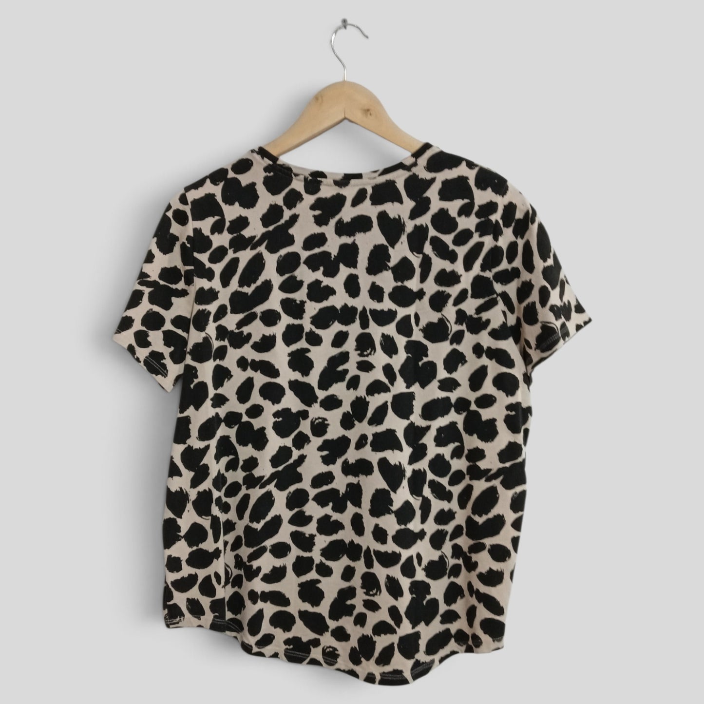 (L) Animal Print Tee