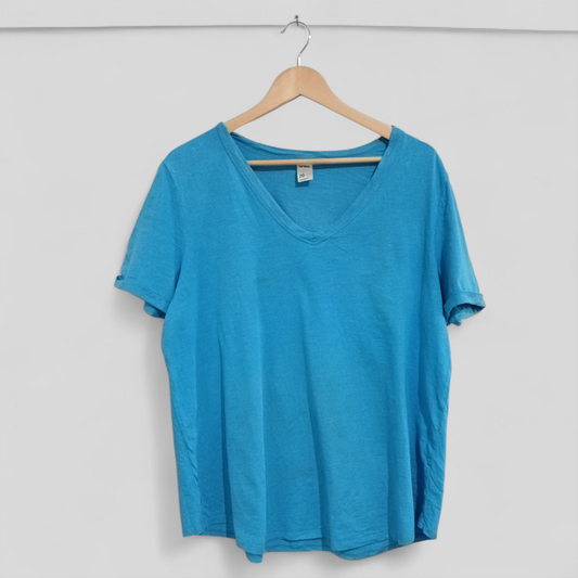 (20) Anko | Blue Tee