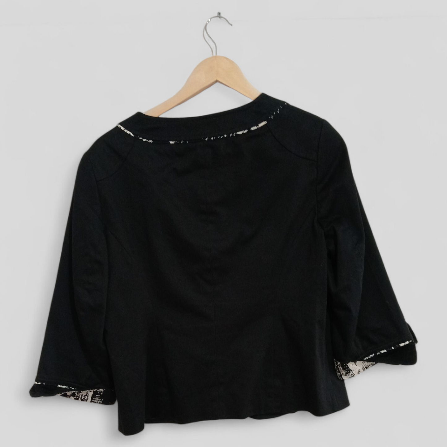 (12) Anthea Crawford | Bolero