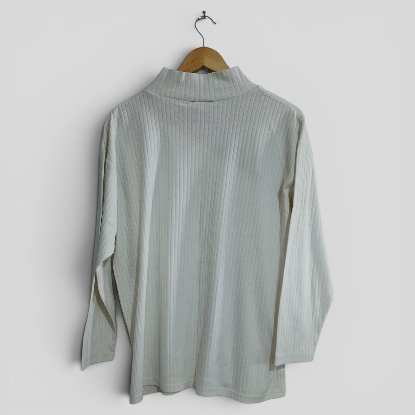 (XL) Suzannegrae | White LS Shirt