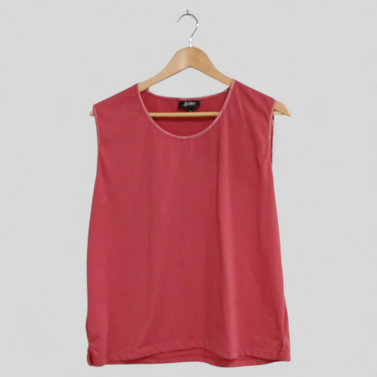 (16) Jillian Sportswear | Red Top
