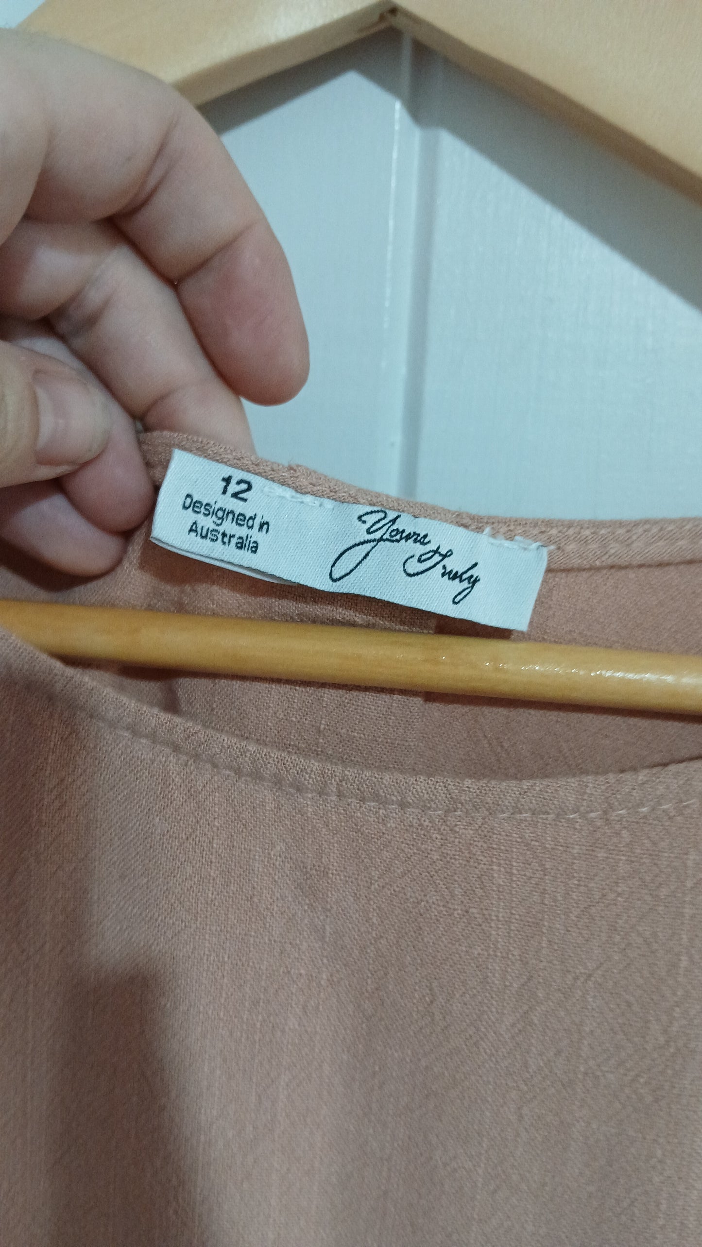 (12) Yours Truly | Blouse