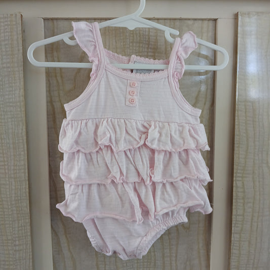 (00) Baby World Pink Ruffle