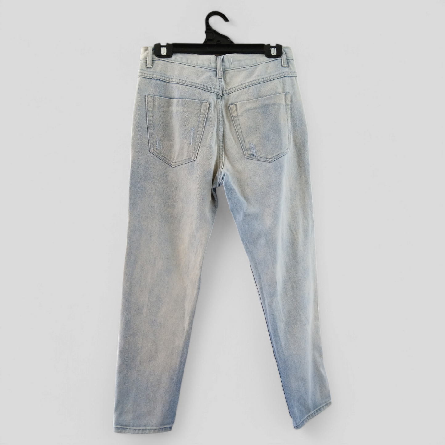 (10) Gretty Rose | Distressed Jeans