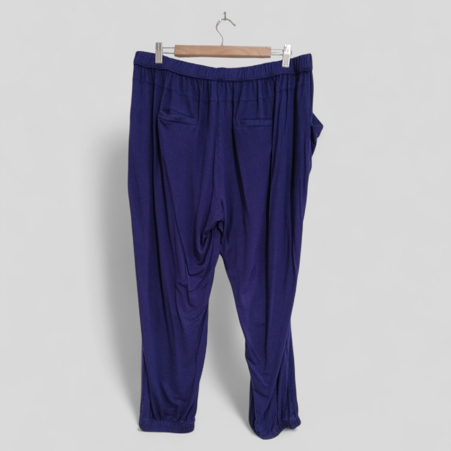 (18) Evans | Blue Pants
