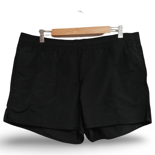 (18) Target | Black Shorts