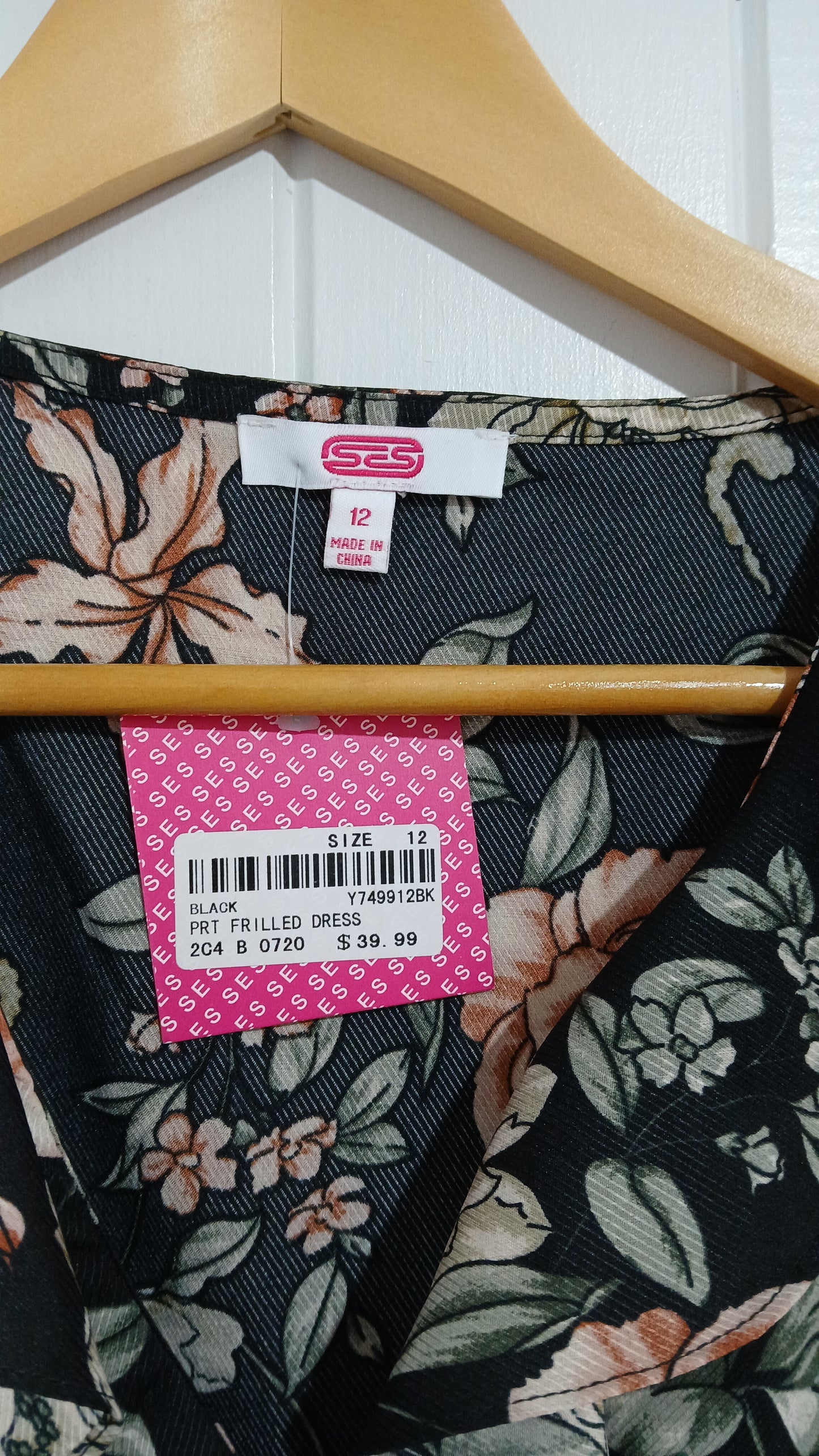 (12) BNWT | SES | Black Floral Dress