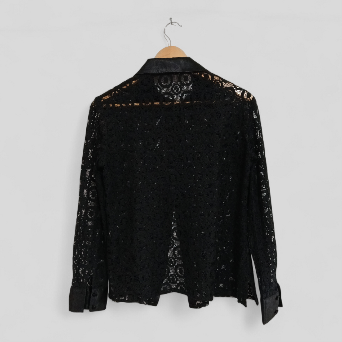 (M) Black Lace Collared Blouse