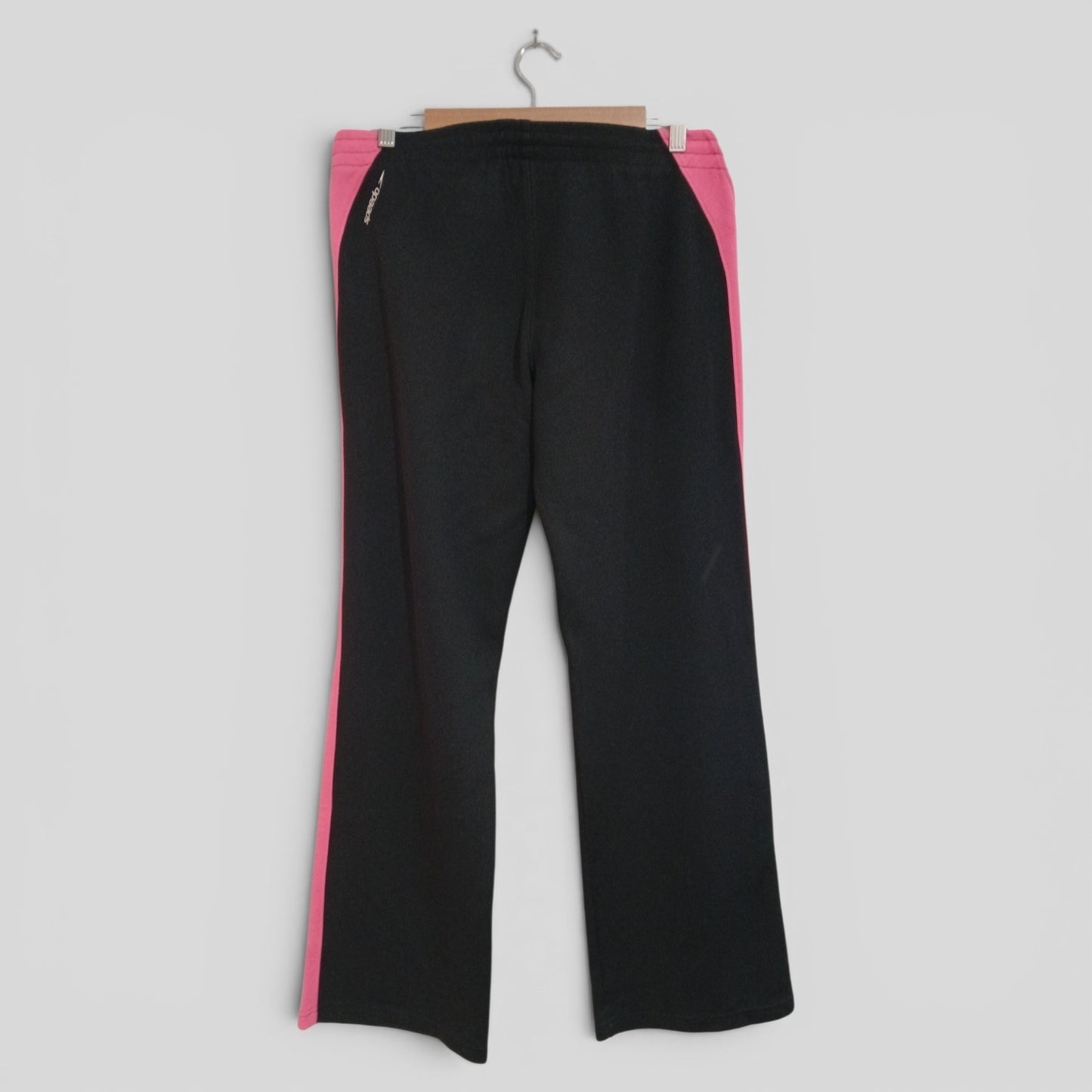 (14) Speedo | Trackpants