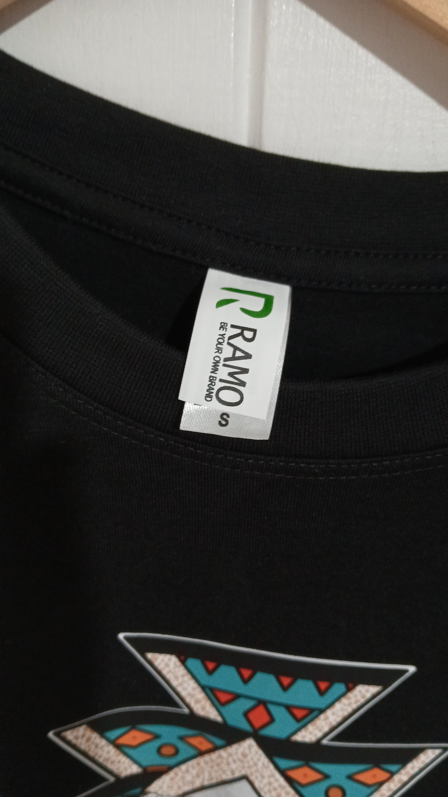 (S) BNWT | Howdy Hetty | Black Graphic Tee